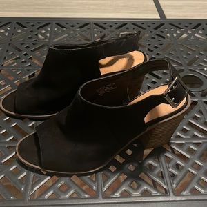 Woman’s shoes
